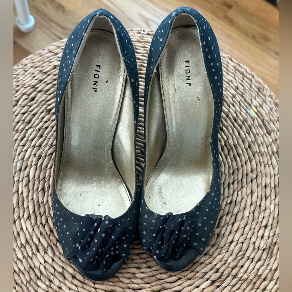 FIONI Clothing Black Polka Dot Peep Toe Heels